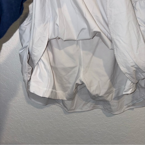 Lululemon Hotty Hot High-Rise Skirt *Long, White, Size 12 - Picture 5 of 8